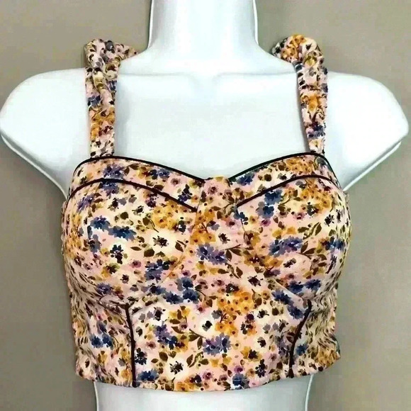 B.O.G Collection Floral Crop Top (404) - Picture 12 of 12